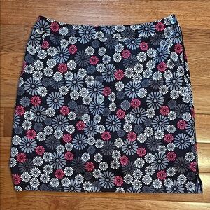 Floral Patterned Mini Skirt in Black and Pink